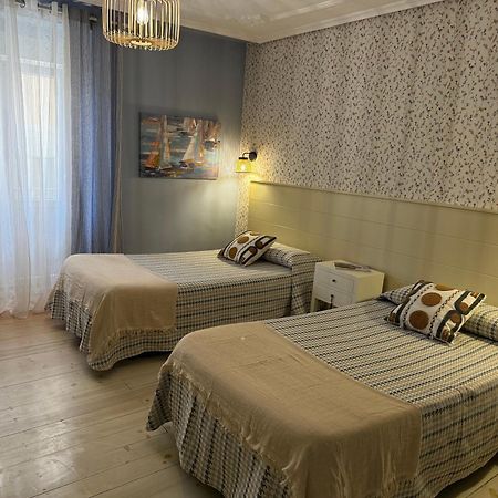 Hostal Boutique Puerta Del Sol Torrelavega Exteriér fotografie