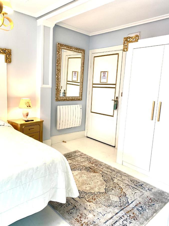 Hostal Boutique Puerta Del Sol Torrelavega Exteriér fotografie