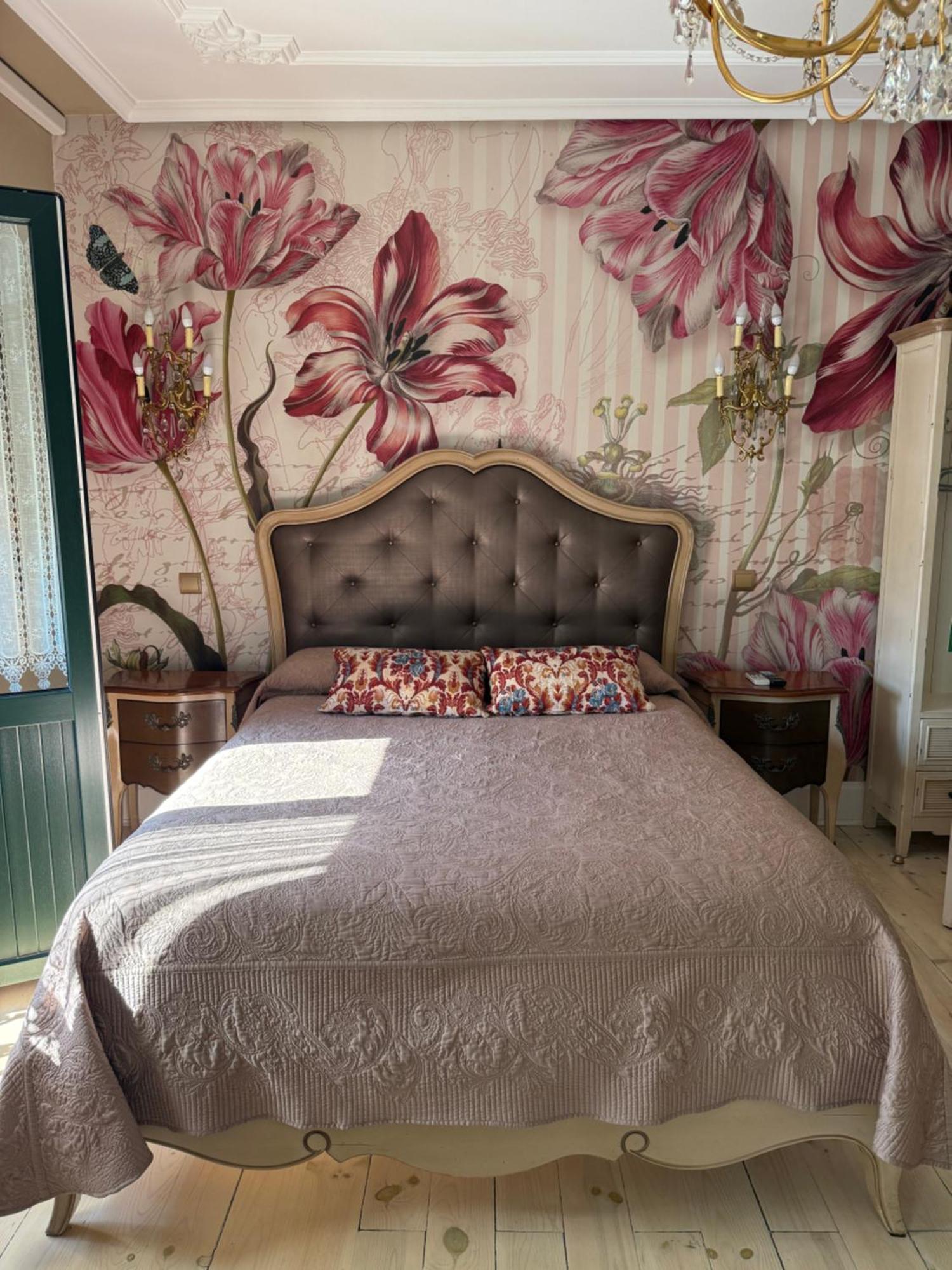 Hostal Boutique Puerta Del Sol Torrelavega Exteriér fotografie