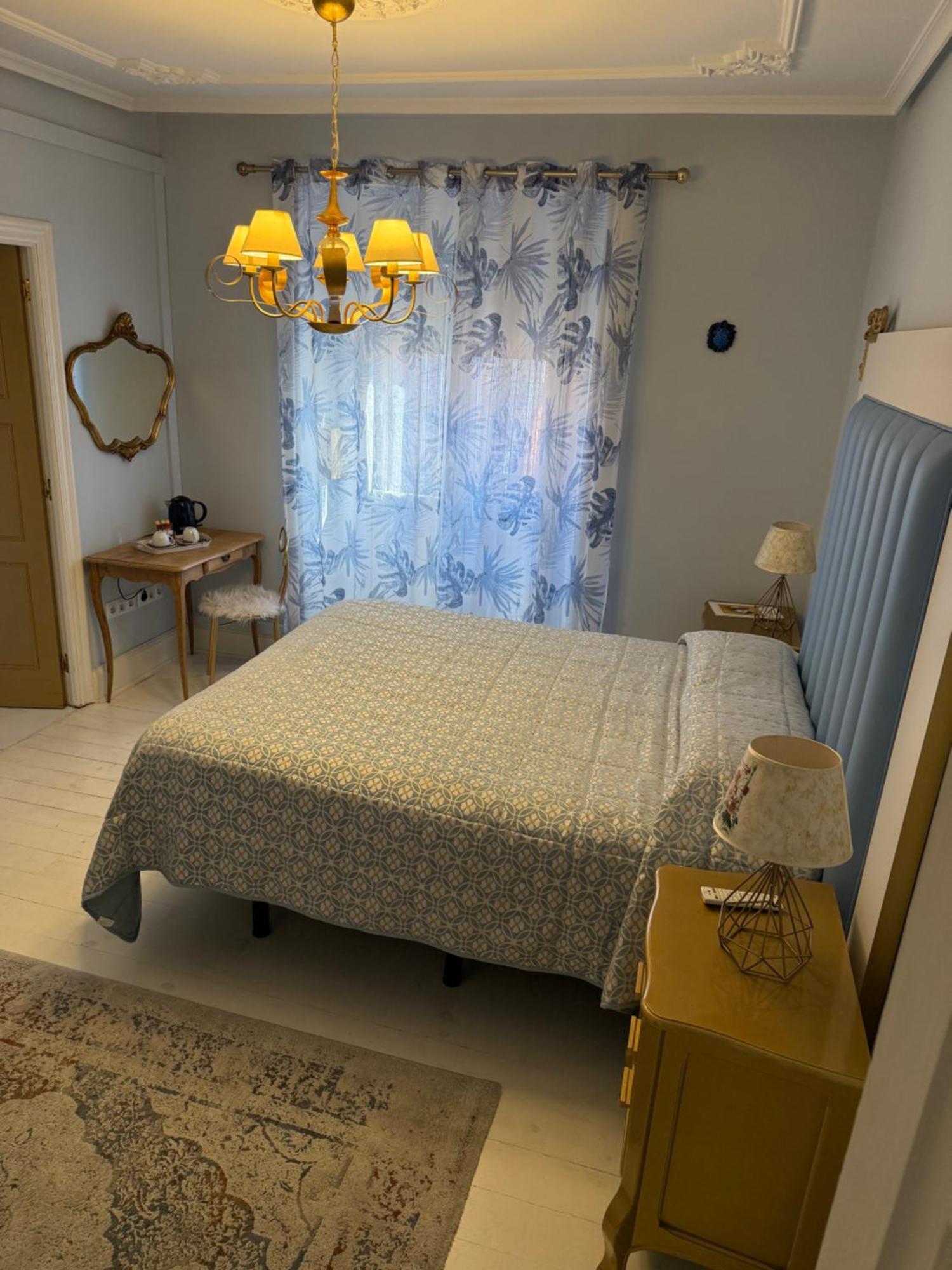 Hostal Boutique Puerta Del Sol Torrelavega Exteriér fotografie