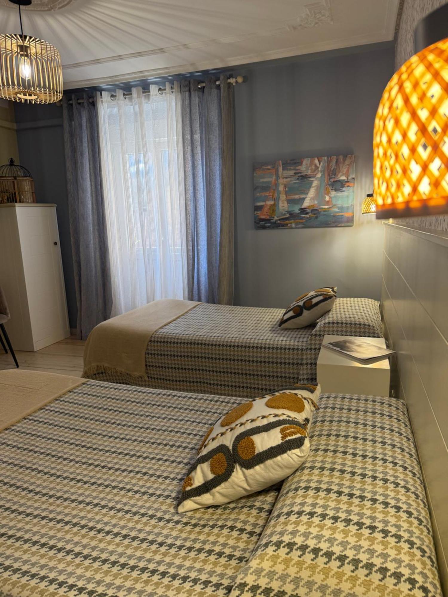 Hostal Boutique Puerta Del Sol Torrelavega Exteriér fotografie