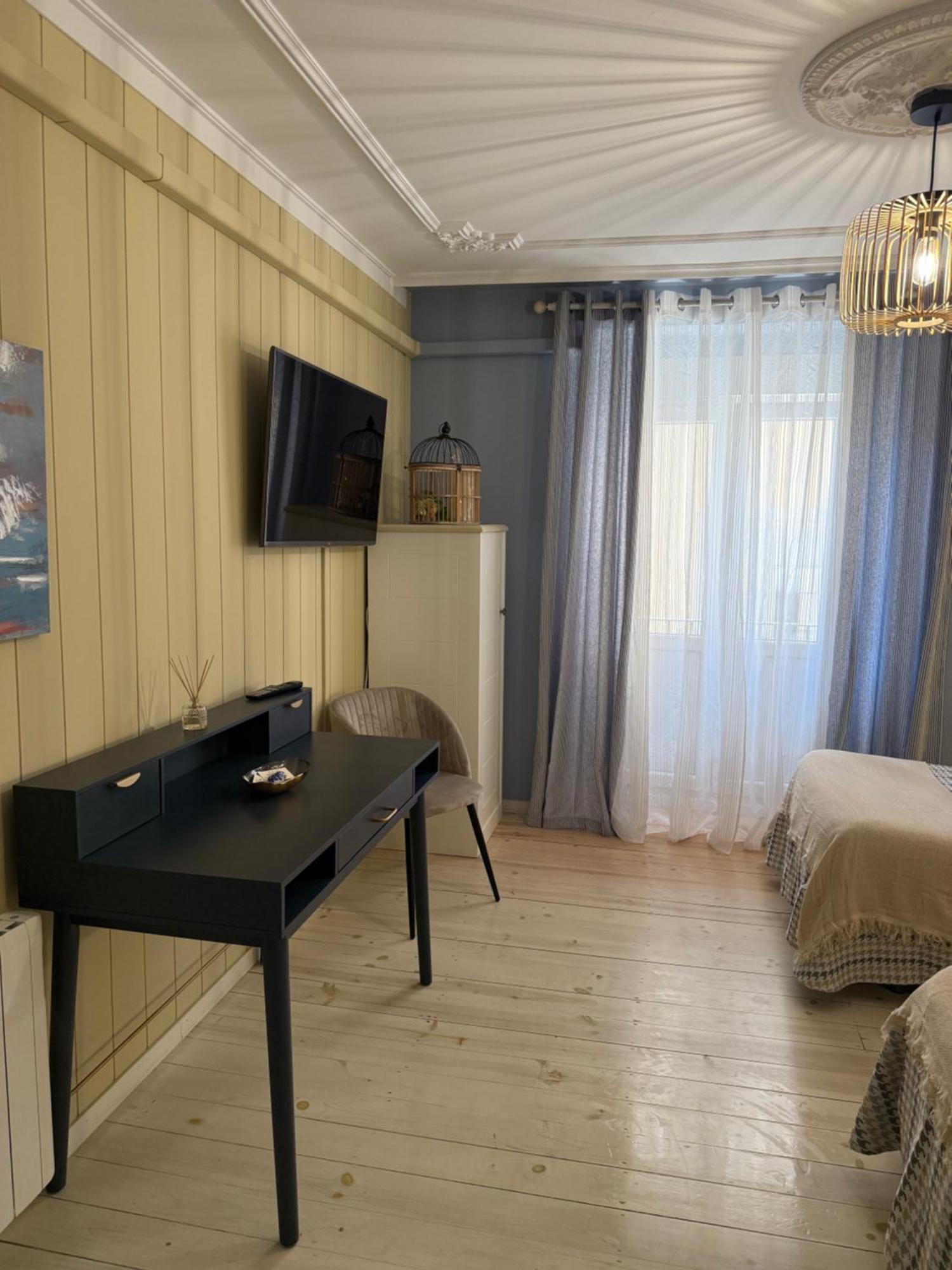 Hostal Boutique Puerta Del Sol Torrelavega Exteriér fotografie