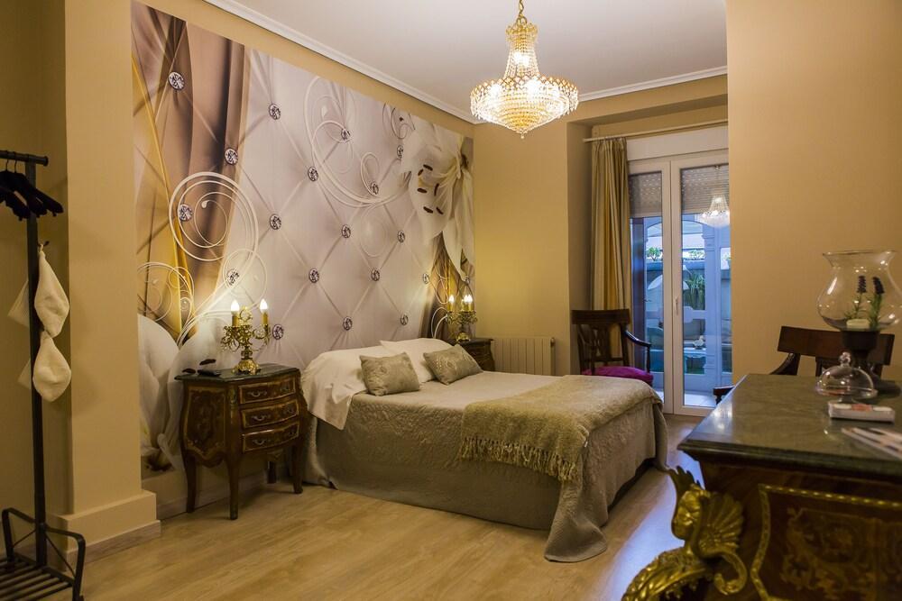 Hostal Boutique Puerta Del Sol Torrelavega Exteriér fotografie